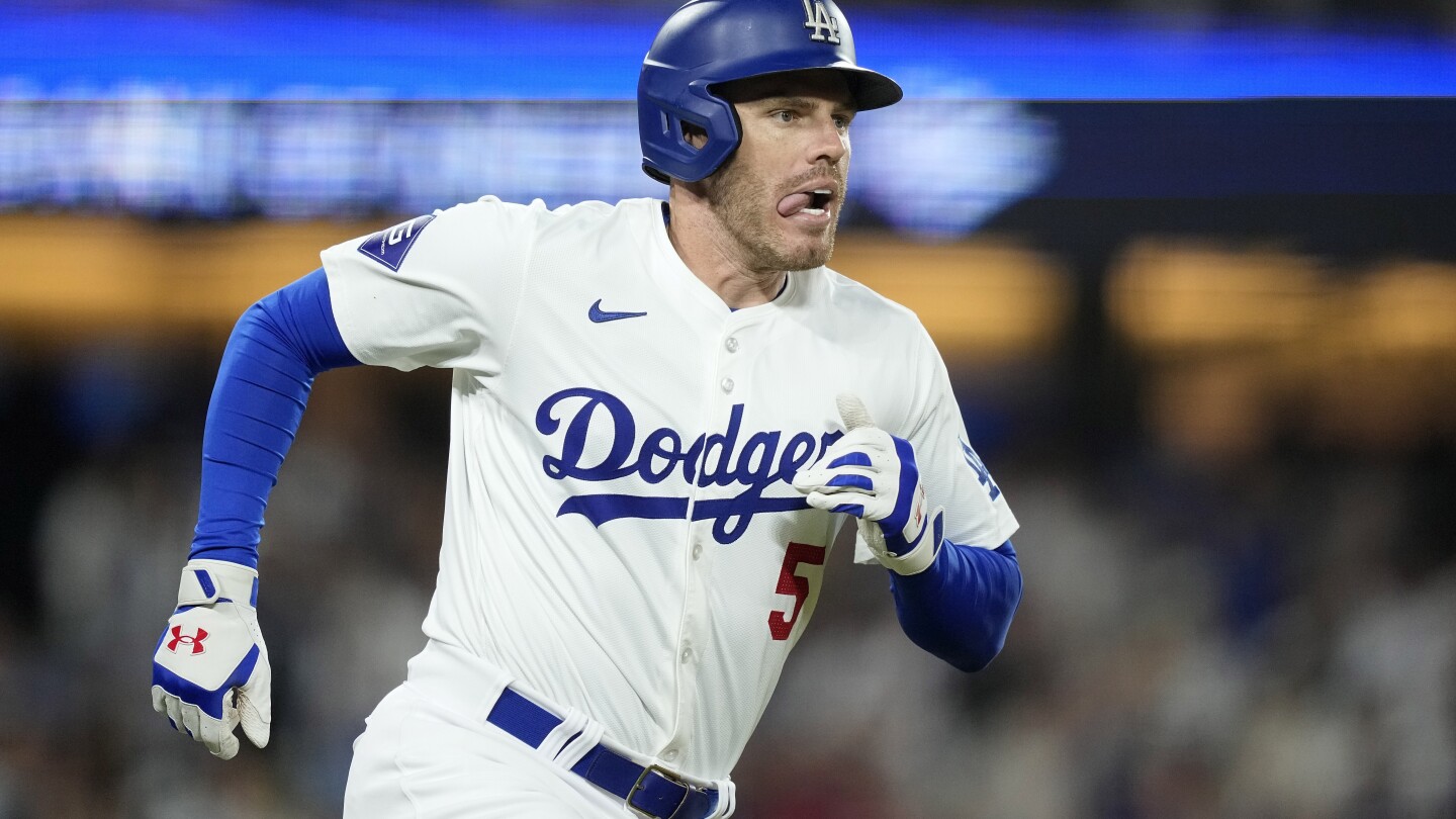 Los Angeles Dodgers y Atlanta Braves supuestamente luchan por el lanzador as en el bloque comercial