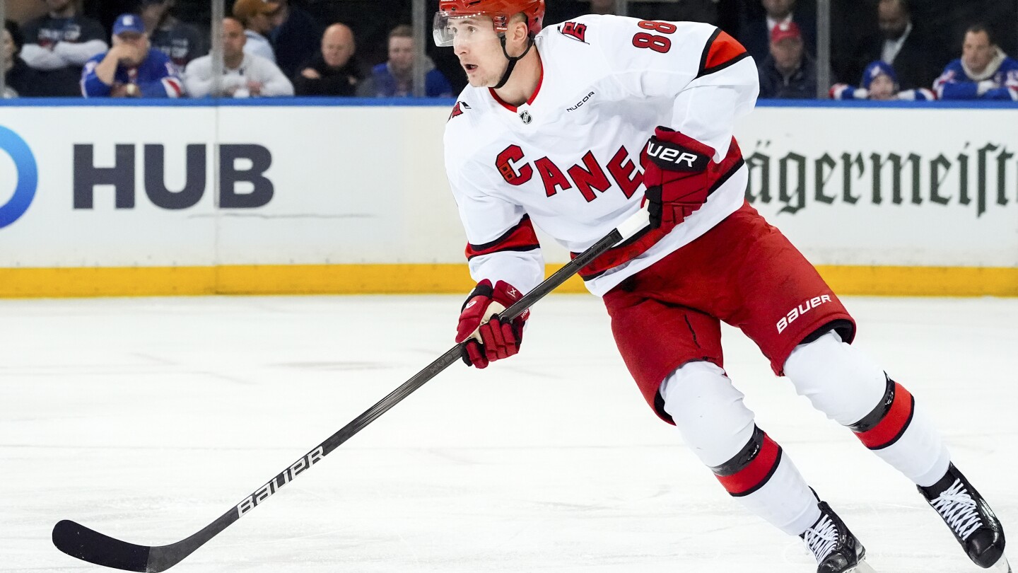Report: Canadiens, Martin agree to two-year, $46 million contract extension