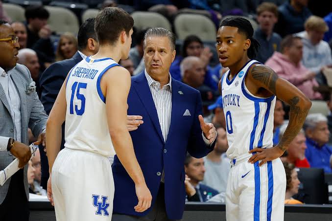 Just in: Two Kentucky basketball superstar players are protesting about the captain’s negative behavior because…