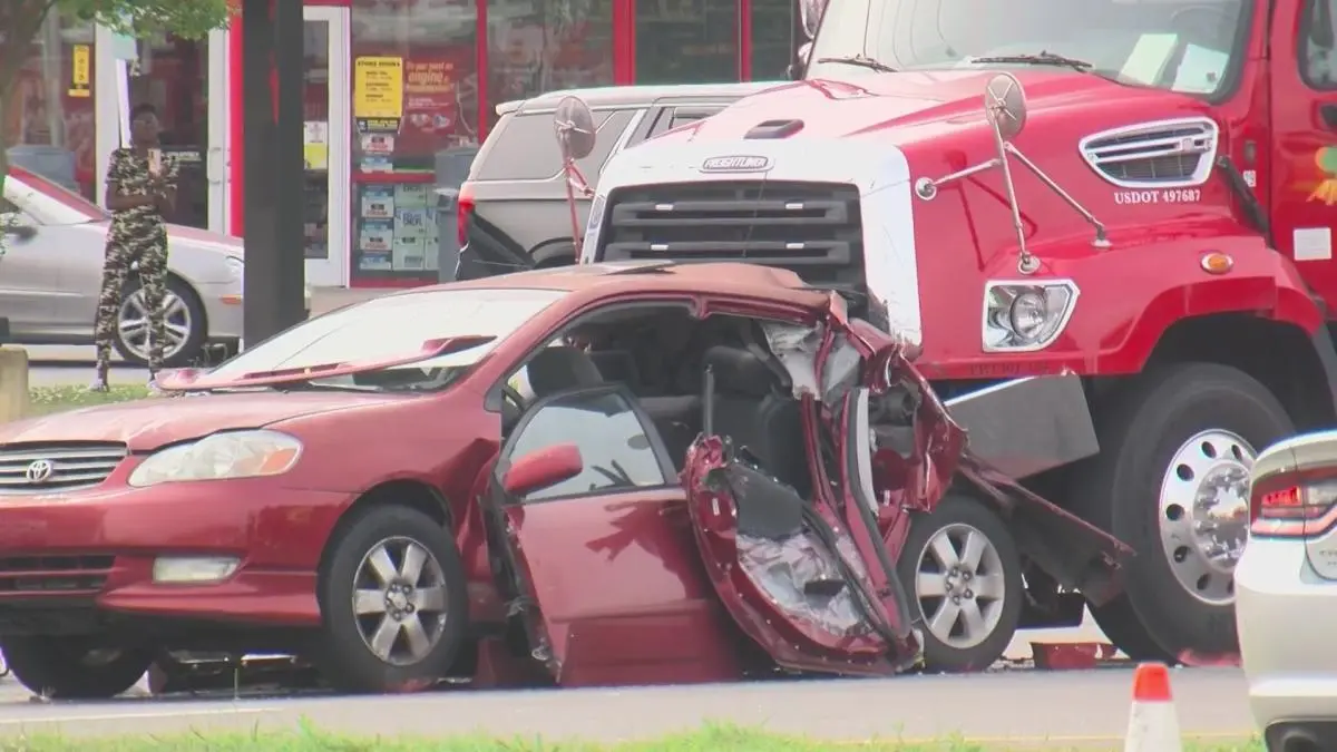 What a shocking and Heartbreaking News: Myrtle Beach star die in a Devastating car crash….See more…..
