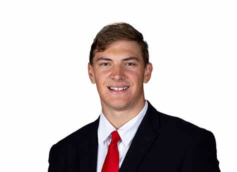 Breaking News: Wisconsin Badgers Head Coach Secures 5-Star Wide Receiver with $6  Million Deal Alongside a Game-Changing NIL…..
