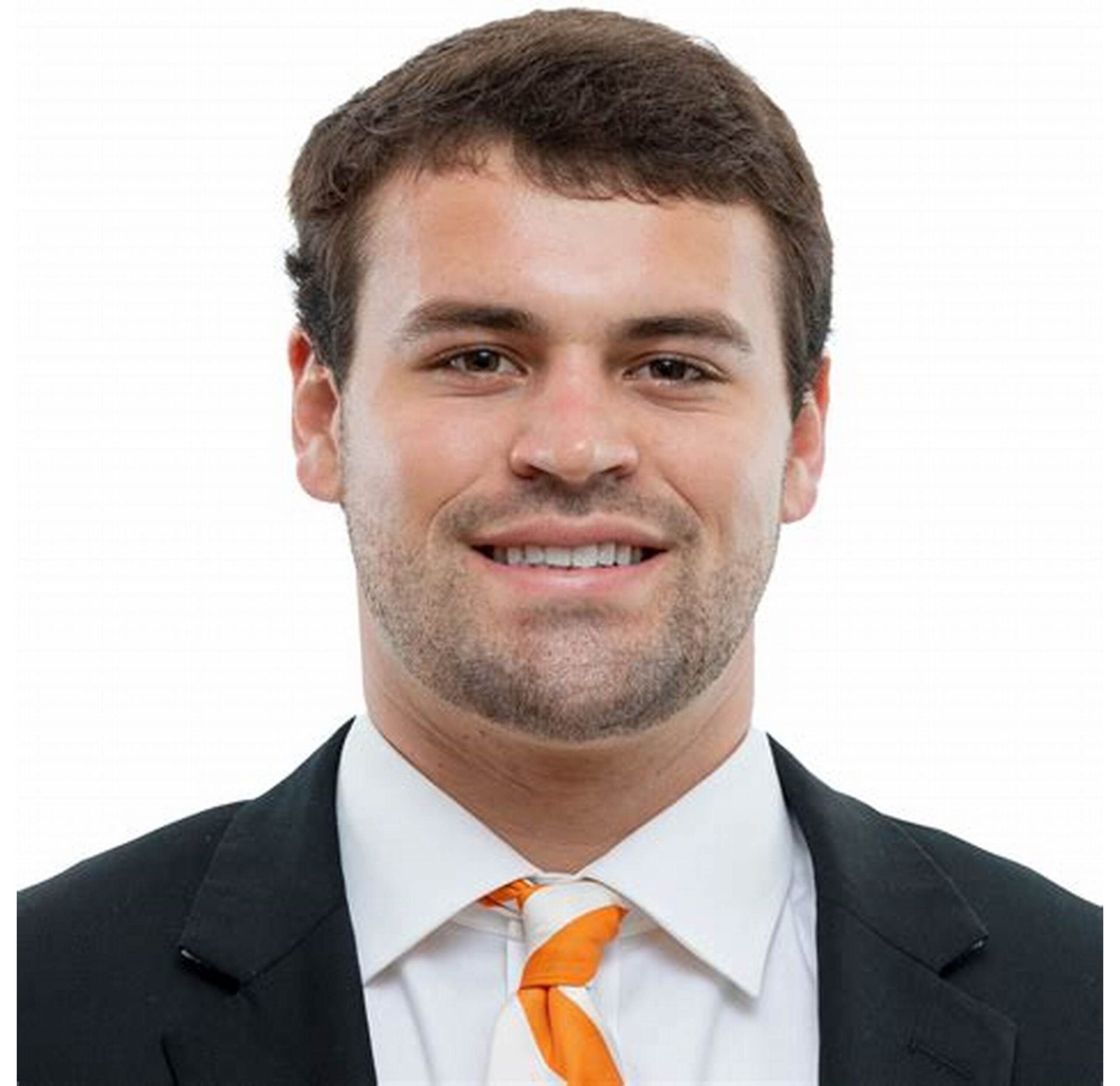 Breaking News: Tennessee Vols Head Coach Secures 5-Star Quarterback with $10 Million Deal Alongside a Game-Changing NIL….. Read More