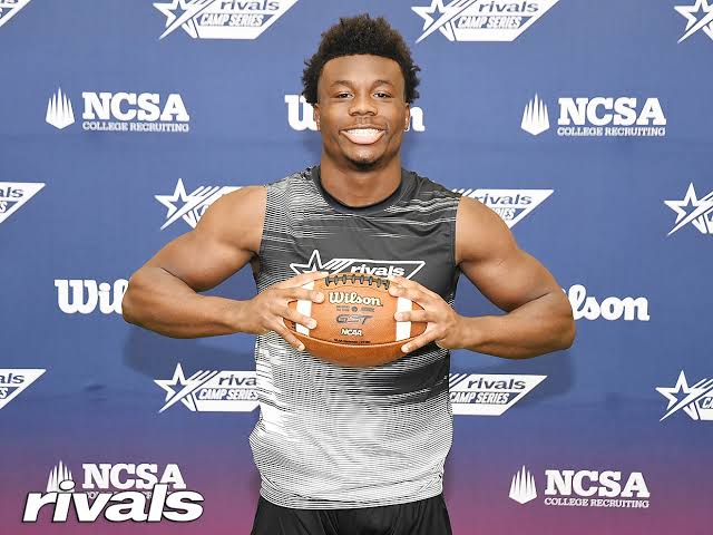Breaking: Four-Star Recruit Javian Osborne Decommits from Texas Longhorn, Citing Personal Challenges