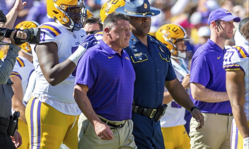 HEART BREAKEN NEWS:BRIAN KELLY THE HEAD COACH OF LSU TIGERS SUBMITTED RESIGNATION LATTER TO ……. SEE MOR