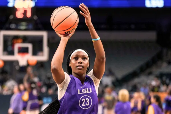 SAD MOVE – SC, in a move that reverberate through the LSU Tigers Women’s Basketball program. Star player Amani Bartlett  has announced her departure from from team following an unexpected…..