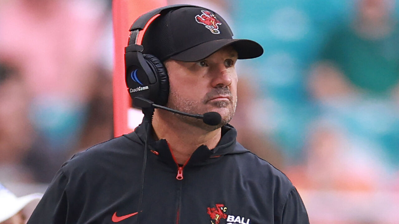 Breakfast: NFL discussion football head coach Mike 🔥 Former OC after the announcement he rejected 122.8 contact with two options