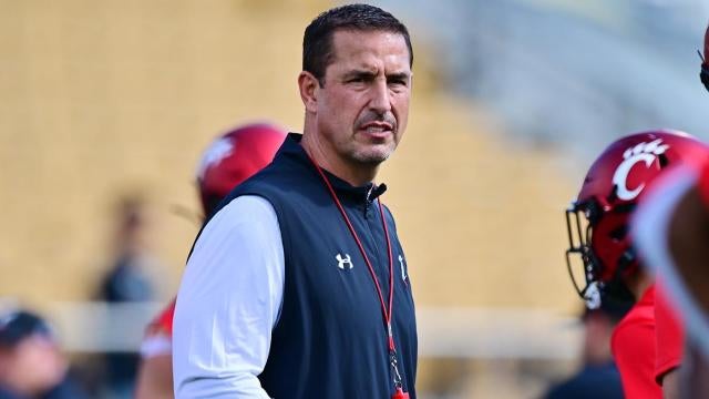 THIS IS MORE THAN HEARTBREAK:    Wisconsin badgers Head Coach Luke Fickell, Reacts as Qb Tyler Van Dyke  Makes Jaw-Dropping Announcement Concerning..