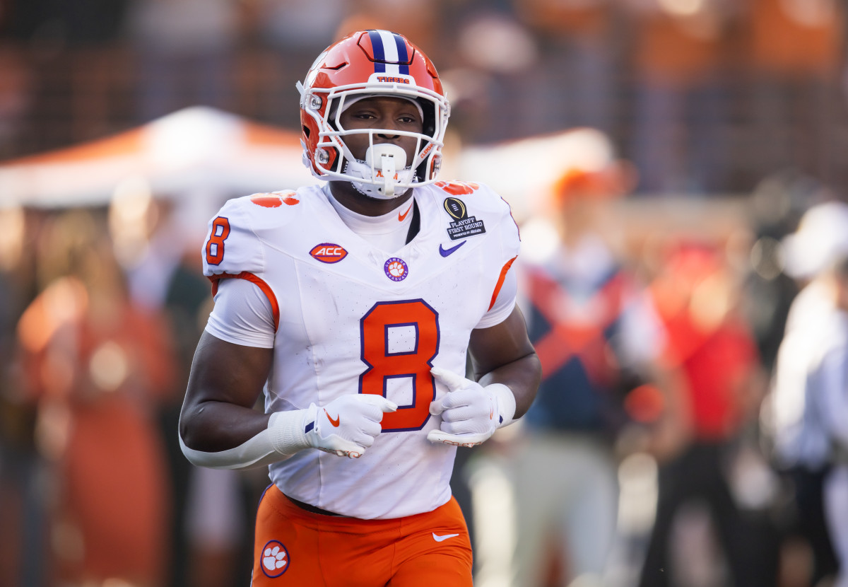 Clemson head coach Dabo Swinney recently praised