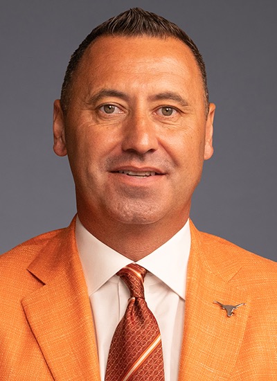 Texas Longhorns Head Coach Steve Sarkisian Reaffirms His Commitment to Austin by Turning Down Record-Breaking $251.5 Million Offer from Arkansas Razorbacks…See More 