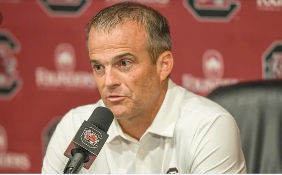 South Carolina Gamecocks Bolster Quarterback Depth Chart by Signing Two Promising QBs in Major Offseason Move….. read more
