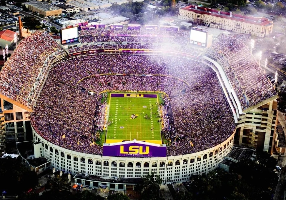 LSU Tigers Celebrate Historic Recognition with 4K Video Tribute to Their Top 10 Stadium, Highlighting Death Valley’s Legendary Game Day Energy…Read more