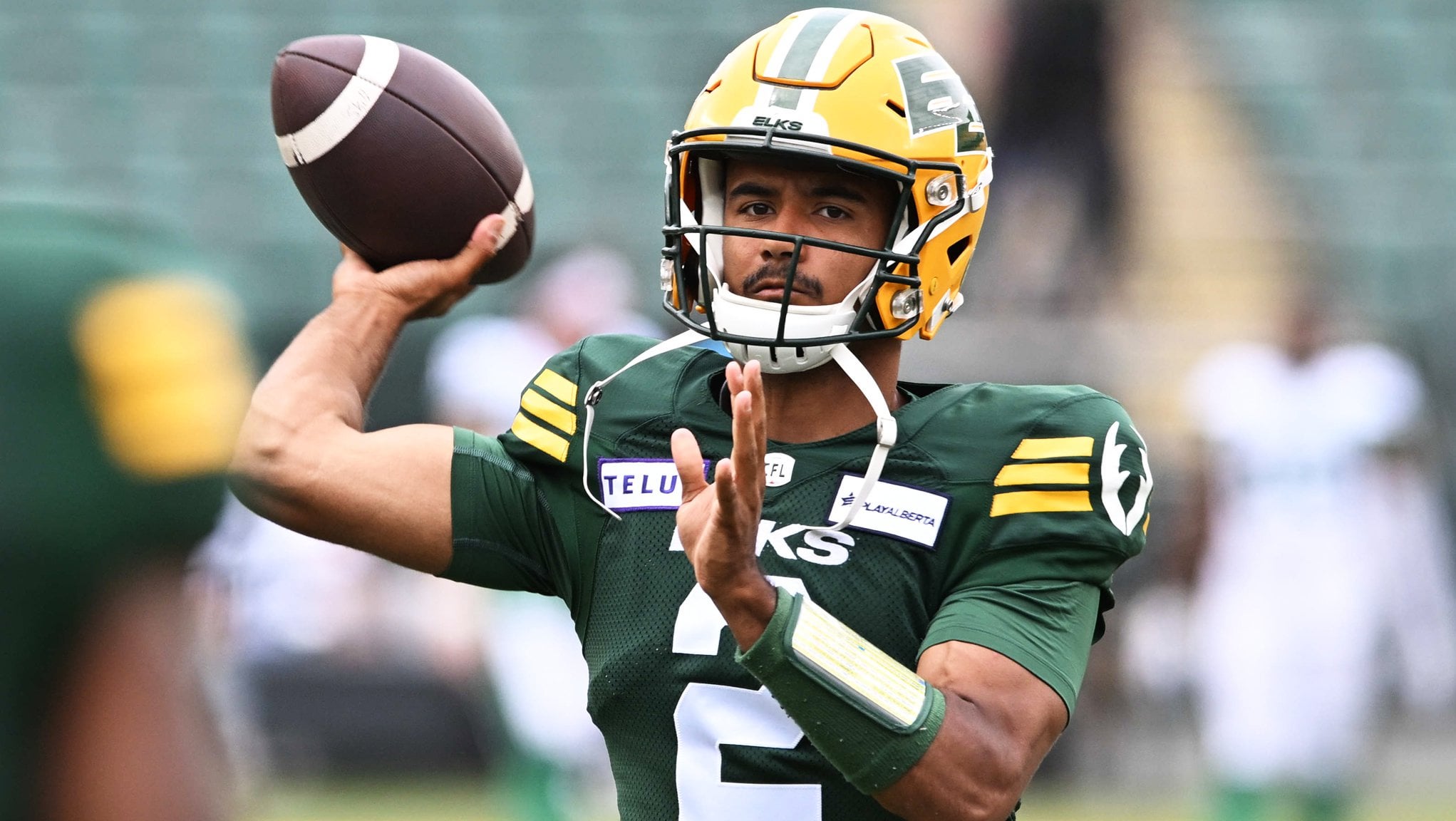 Tre Ford Solidifies Role as Edmonton Elks’ Franchise Quarterback with Three-Year Extension Through 2027, Showcasing Dual-Threat Prowess and Leadership Qualities”…. Full Details…