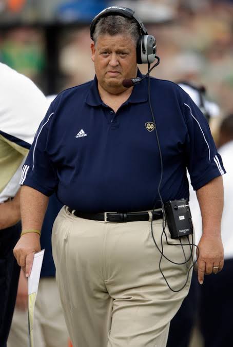 Charlie Weis, Former Notre Dame Fighting Irish Football Head Coach and Quarterback, Takes on New Role in the NCAA – a Distinguished Alumni of the University of Notre Dame and a Former Standout Coach in the NFL is set to Return to College Football as the New….Read more