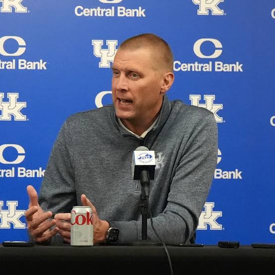 IT’S SO HEARTBREAKING: Kentucky Wildcats Basketball Head Coach Mark Pope Breaks Silence Immediately After Wildcats General Manager Makes Shocking Announcement Following Guard Otega Oweh, Failure to…