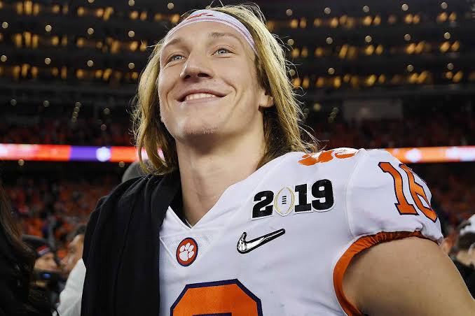 BREAKING NEWS – Former Clemson tigers quarterback Trevor Lawrence, widely considered one of the program’s all-time greats, is returning to Columbia in a new role. The university announced today that Trevor Lawrence has been appointed as a player…..