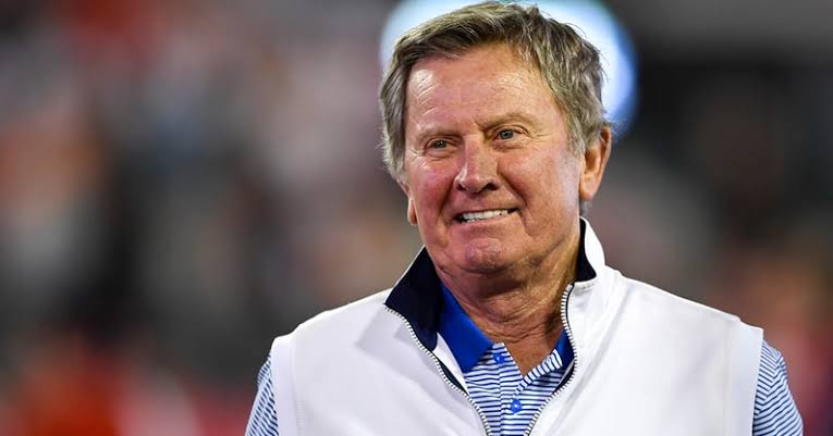 Steve Spurrier, Former South Carolina  Football Head Coach and Quarterback, Takes on New Role in the NCAA – a Distinguished Alumni of the University of South Carolina and a Former Standout Coach in the NFL is set to Return to College Football as the New….Read more