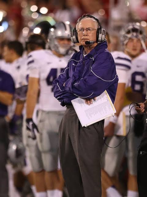 EXCLUSIVE: Former  Kansas State Football Head Coach Bill Snyder Has Finally Agreed to Personal Terms with  Penn State football as Their New…Read more