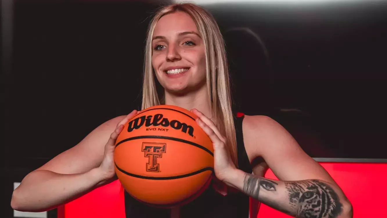 ESPN REPORT: Texas Tech Women’s Basketball Star Denae Fritz, Named SEC Tournament MVP, Honored with Prestigious Award of the Year and $10 Million Remittance from Team and $3.5 Million Remittance from Coach Krista Gerlich