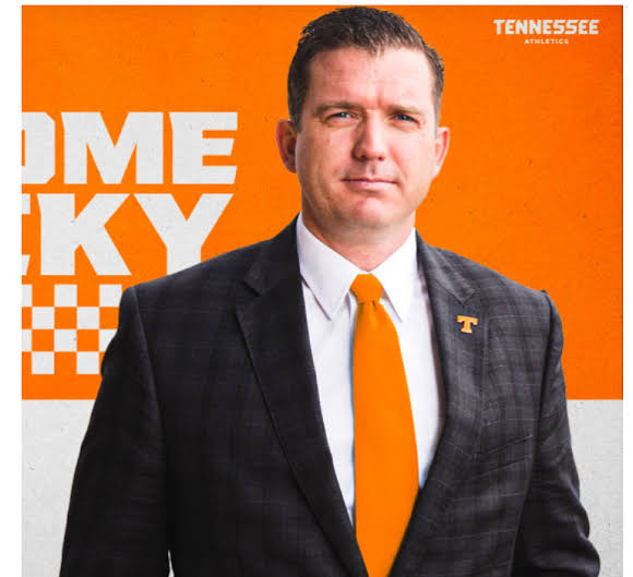 Stunning Shake-Up in College Athletics: Danny White Becomes Highest-Paid Athletic Director in SEC History Amid Growing Controversy Over Tennessee’s Bold NIL Compensation …..Full Details 